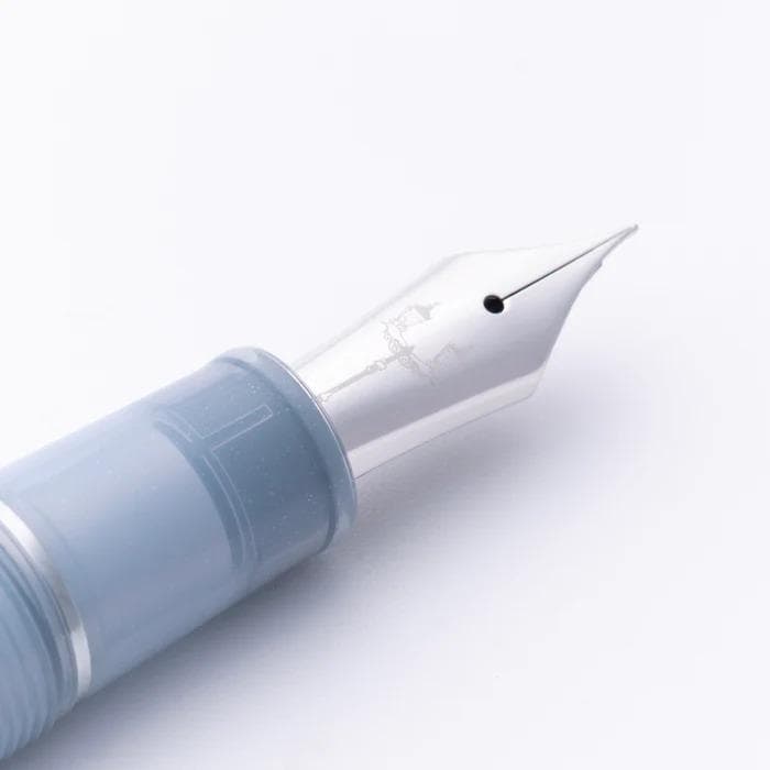 銀山スノーグレー　万年筆　MF　中細